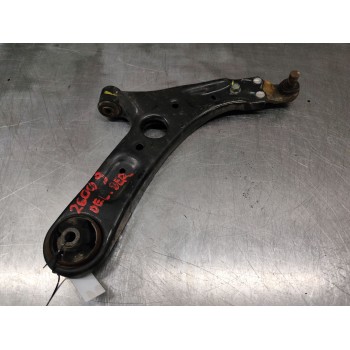 BRAZO SUSPENSION INFERIOR DELANTERO DERECHO 4501A2600 
