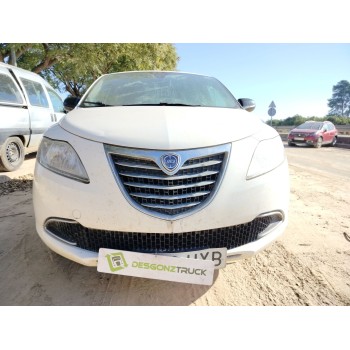 lancia ypsilon (312_) del año 2014