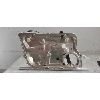 ELEVALUNAS DELANTERO IZQUIERDO 4E0837849 