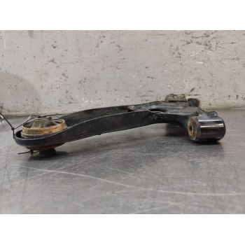 Recambio de brazo suspension inferior delantero derecho para hyundai i30 (gd) 1.6 crdi referencia OEM IAM 4501A2600  