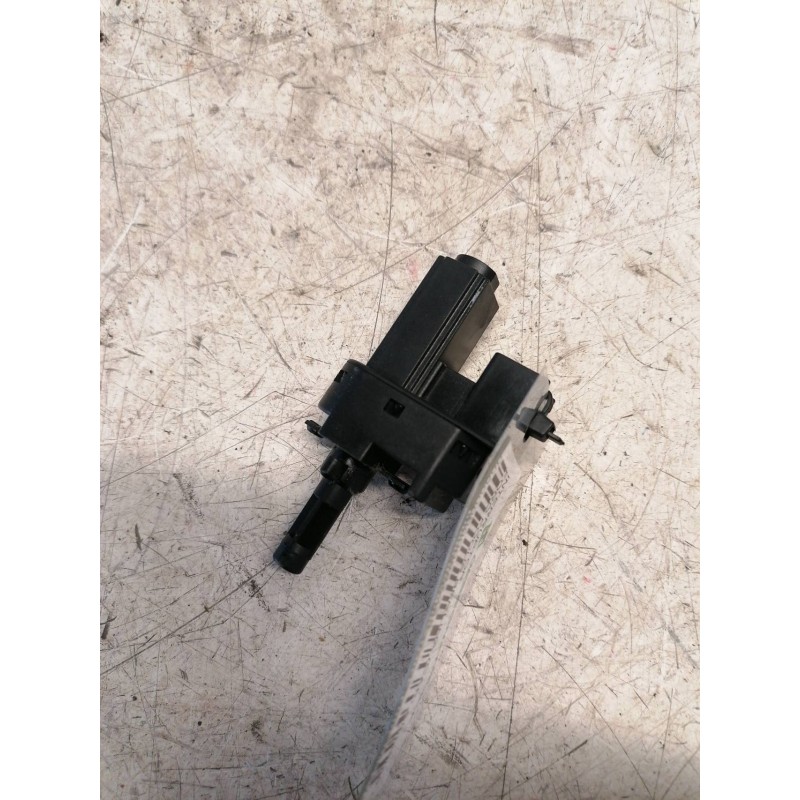 Recambio de interruptor para ford focus lim. (cb4) titanium referencia OEM IAM 4M5T7C534AA 2 PINS PEDAL EMBRAGUE - Blanco 2