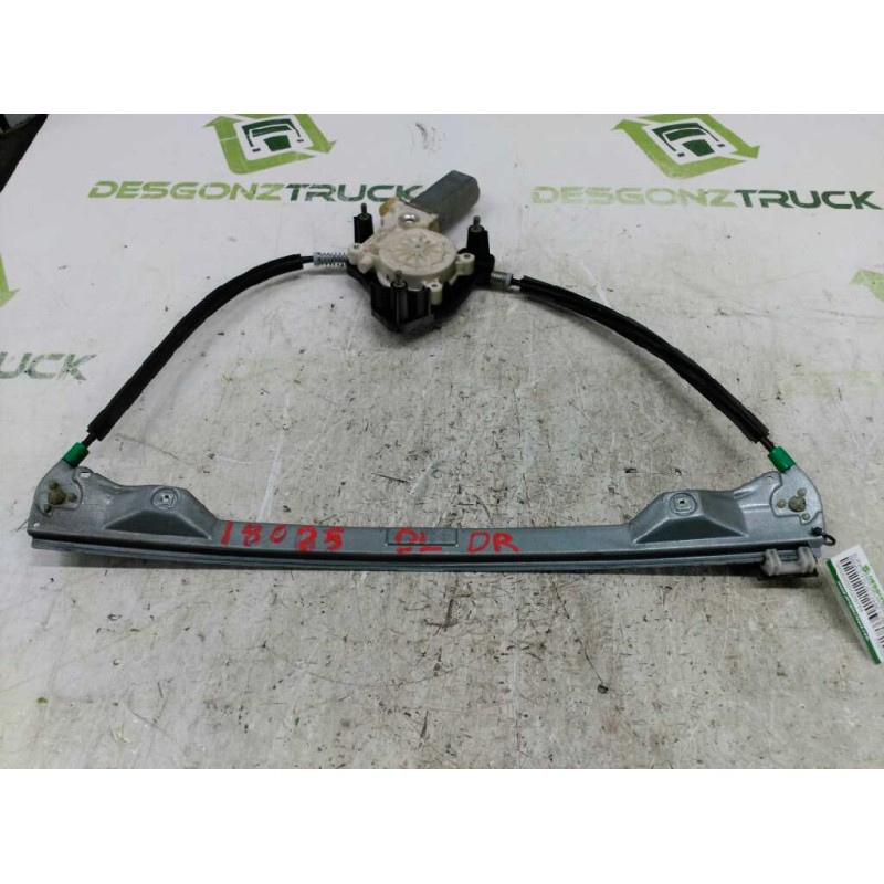 Recambio de elevalunas delantero derecho para renault clio ii fase ii (b/cb0) authentique referencia OEM IAM 7701207254  