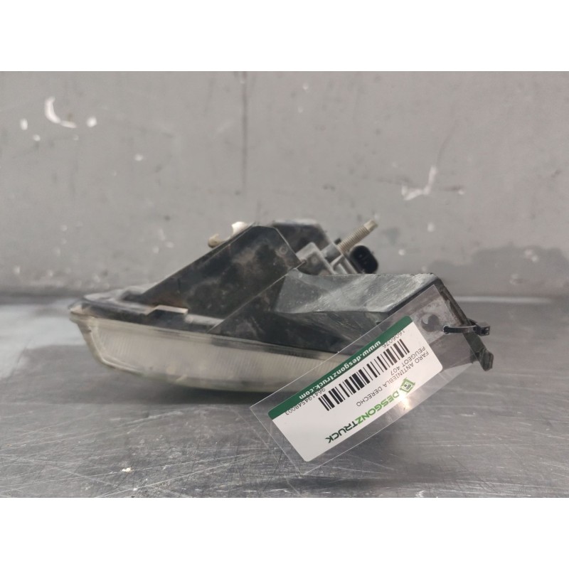 Recambio de faro antiniebla derecho para peugeot 407 st sport pack referencia OEM IAM 964194548003 - Negro 3