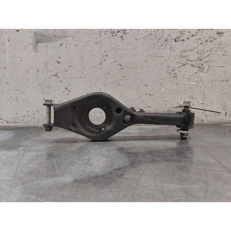 Recambio de brazo suspension inferior trasero derecho para hyundai i30 (gd) 1.6 crdi referencia OEM IAM 4