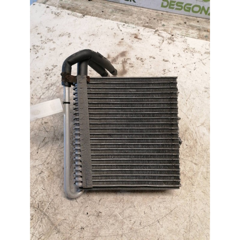 Recambio de evaporador aire acondicionado para ford focus lim. (cb4) titanium referencia OEM IAM - Blanco 2