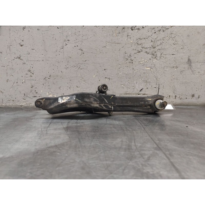 Recambio de brazo suspension inferior trasero izquierdo para hyundai i30 (gd) 1.6 crdi referencia OEM IAM 2