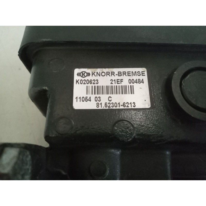 Recambio de valvula aire para man tgx 18.480 12.4 diesel referencia OEM IAM 81523016213  K020623 - Blanco 2
