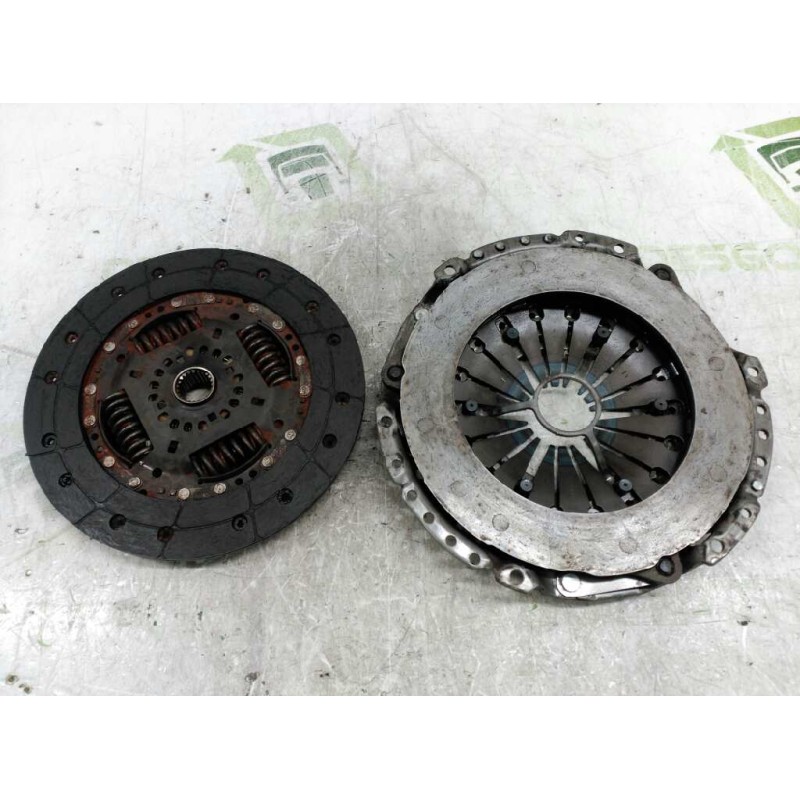 Recambio de kit embrague para ford transit caja cerrada, corta (fy) (2000 =>) ft 240 2.0 city - light referencia OEM IAM