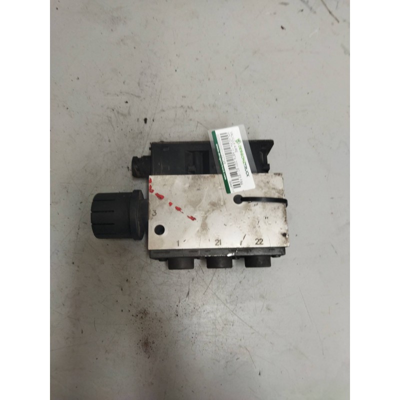 Recambio de valvula aire para volvo fh 12 asta 2001 e2 / e3 fsa  4x2 e2/e3 corto referencia OEM IAM 3944717 0501100014