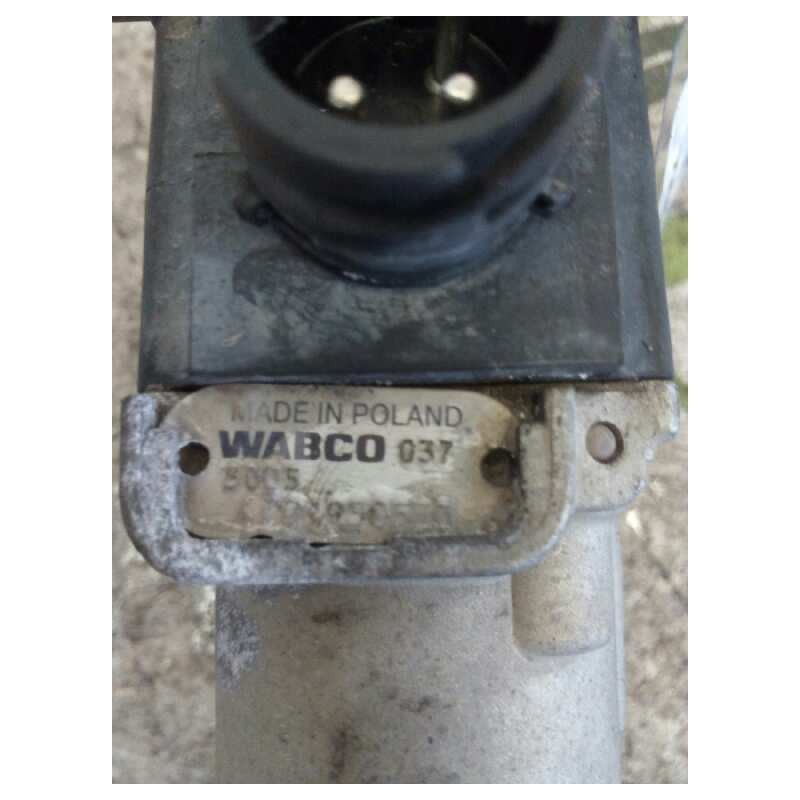 Recambio de valvula aire para iveco eurocargo 05.03  fg 80 e larga distancia referencia OEM IAM 4721950550  ELECTRO VALVULA ABS - Blanco 2