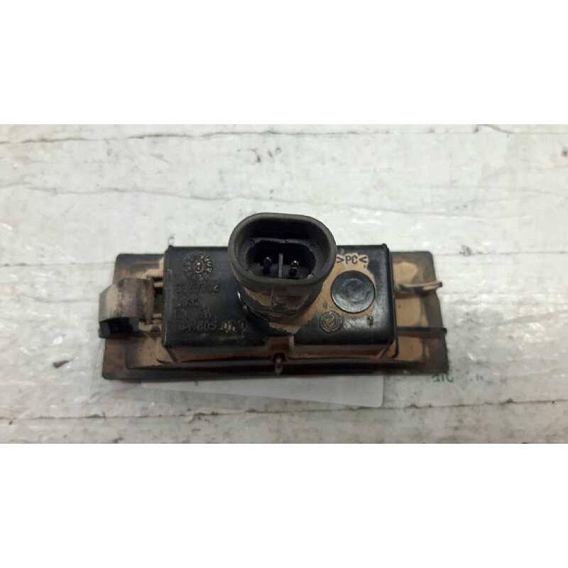 Recambio de piloto matricula para fiat brava (182) td 75 s referencia OEM IAM 7767732 - Blanco 2