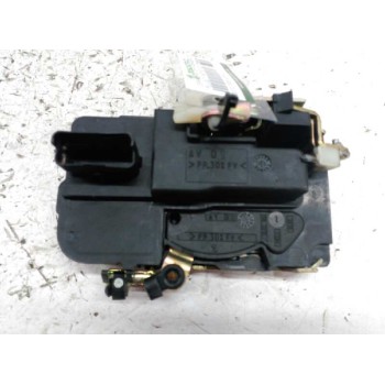 CERRADURA PUERTA DELANTERA DERECHA MANUAL 