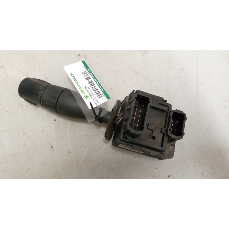 Recambio de mando intermitentes para renault magnum ab diesel referencia OEM IAM 5010589561  