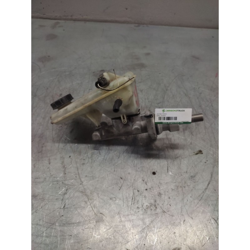 Recambio de bomba freno para opel vivaro 1.9 cdti cat (f9q-760 / l08) referencia OEM IAM 32067008C - Blanco 3