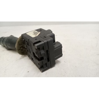 Recambio de mando intermitentes para renault magnum ab diesel referencia OEM IAM 5010589561  