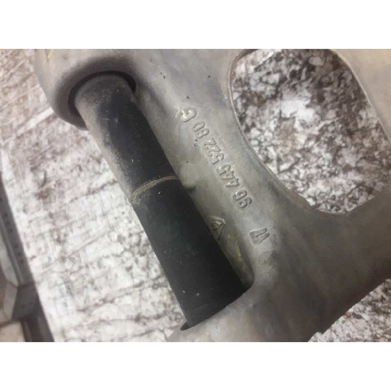 Recambio de brazo suspension superior delantero izquierdo para peugeot 407 st sport referencia OEM IAM 9644552280 2