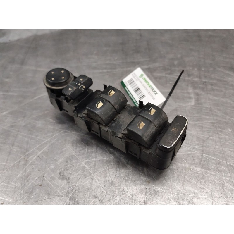 Recambio de mando elevalunas delantero izquierdo para peugeot 407 st sport pack referencia OEM IAM 96468704XT  