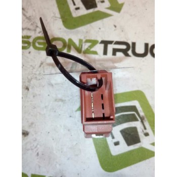 Recambio de boton regulacion de faros para man tgx 18.xxx fg / 4x2 bl xl referencia OEM IAM 81259070333  