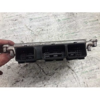 Recambio de centralita motor uce para peugeot 206 berlina xr referencia OEM IAM 0281010594 9642013980 28FM0000