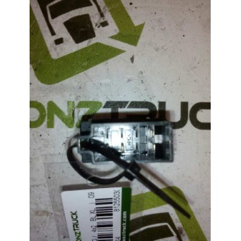 Recambio de boton esp para man tgx 18.xxx fg / 4x2 bl xl referencia OEM IAM 81255030322  