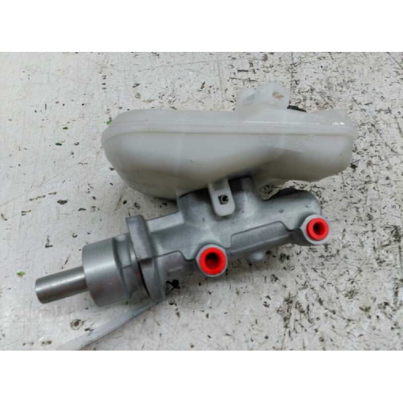 Recambio de bomba freno para peugeot partner (s2) combiespace referencia OEM IAM 21028799 - Blanco 2