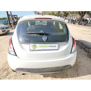 lancia ypsilon (312_) del año 2014