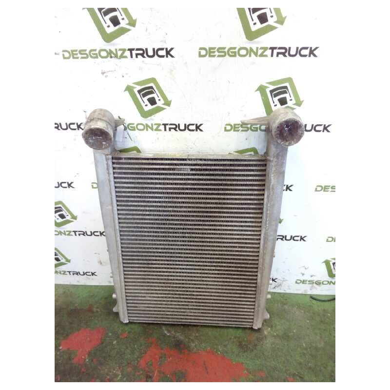 Recambio de intercooler para renault premium route 2006 fas 4x2 larga distancia referencia OEM IAM 748235871401 K2637004 81CM AL - Blanco 3