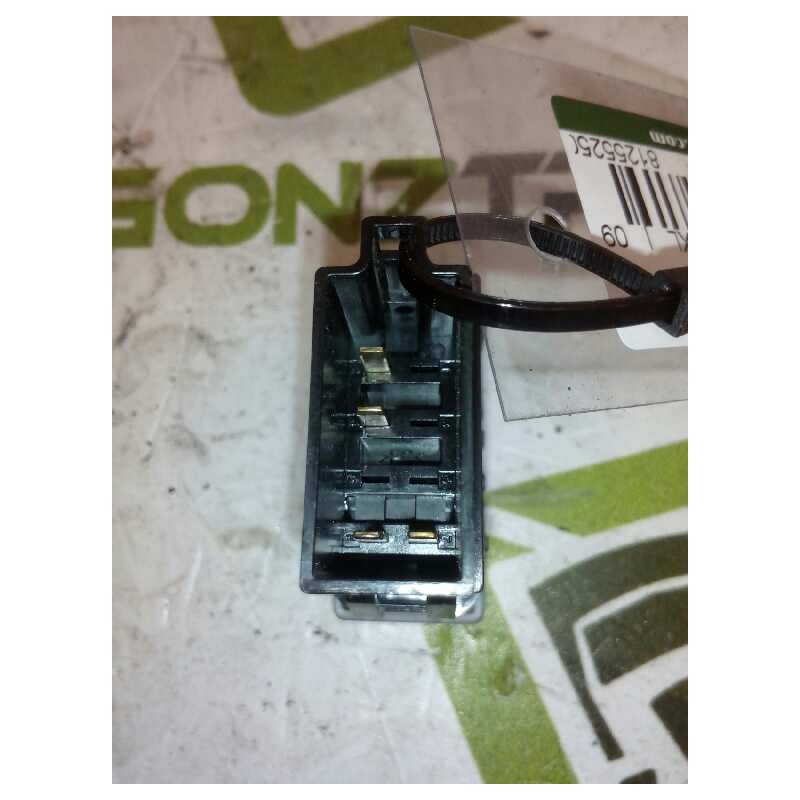 Recambio de mando multifuncion para man tgx 18.480 fg / 4x2 bl xl referencia OEM IAM 81255250211 - Blanco 2
