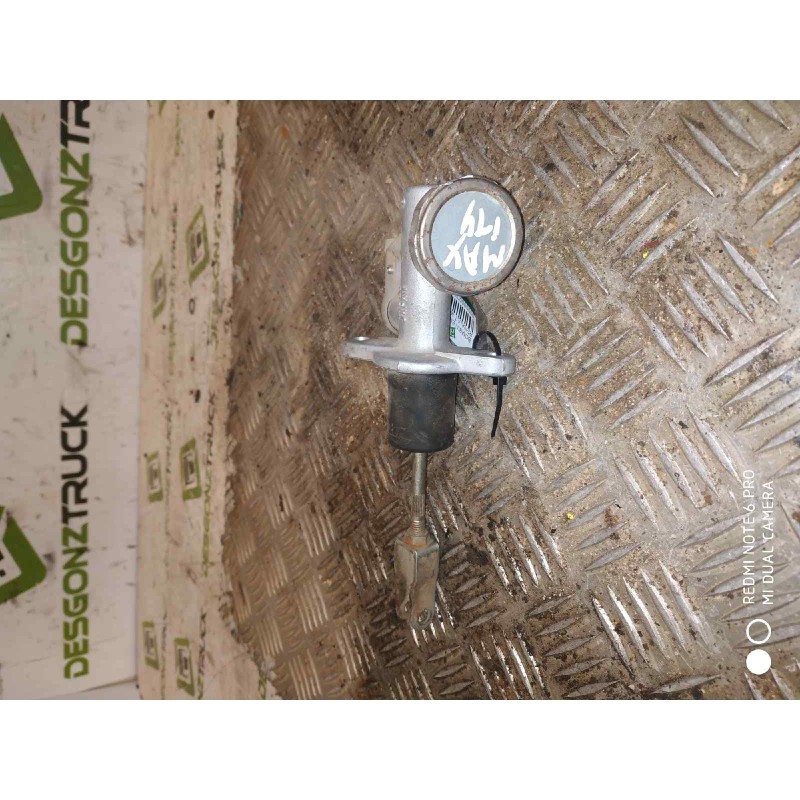 Recambio de bombin embrague para renault maxity fg 130.35/45 referencia OEM IAM 5001870671 2