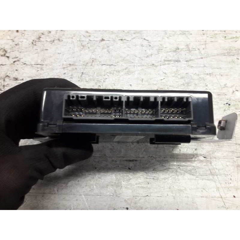 Recambio de modulo electronico para hyundai tucson (jm) 2.0 crdi comfort (4wd) referencia OEM IAM 954002E211 - Negro 2