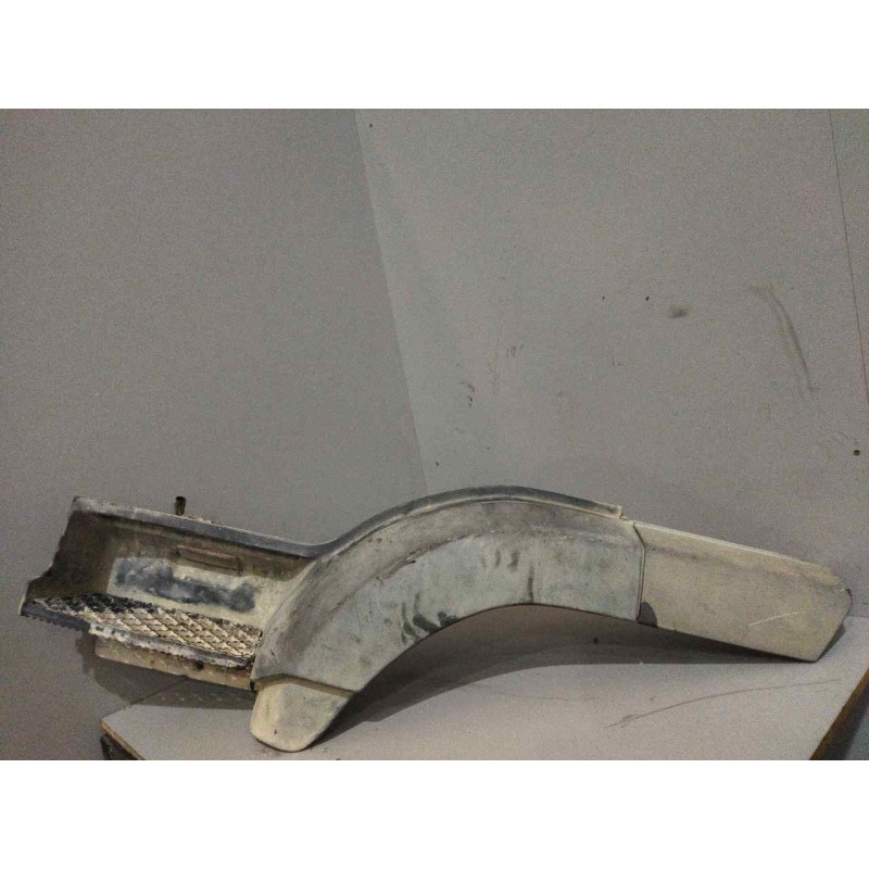 Recambio de paso rueda delantero izquierdo para iveco eurotech (mp) 10.3 diesel referencia OEM IAM 8144328  
