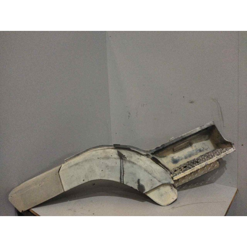 Recambio de paso rueda delantero derecho para iveco eurotech (mp) 10.3 diesel referencia OEM IAM 8144329  