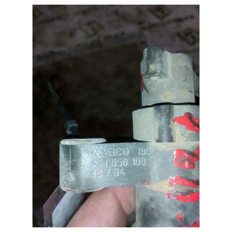 Recambio de valvula aire para renault midlum fg 220.12/c e3 cabina para dormir referencia OEM IAM 4410501000  ELECTRO VALVULA SE 2
