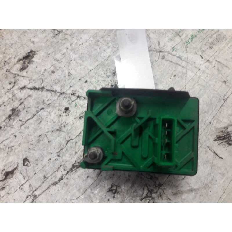 Recambio de caja precalentamiento para peugeot 206 berlina xr referencia OEM IAM 9639912580 51299011A 3