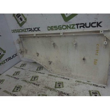 Recambio de moldura trasera cabina para man tgx 18.xxx fg / 4x2 bl xl referencia OEM IAM 81615100408 81615100410 DERECHA