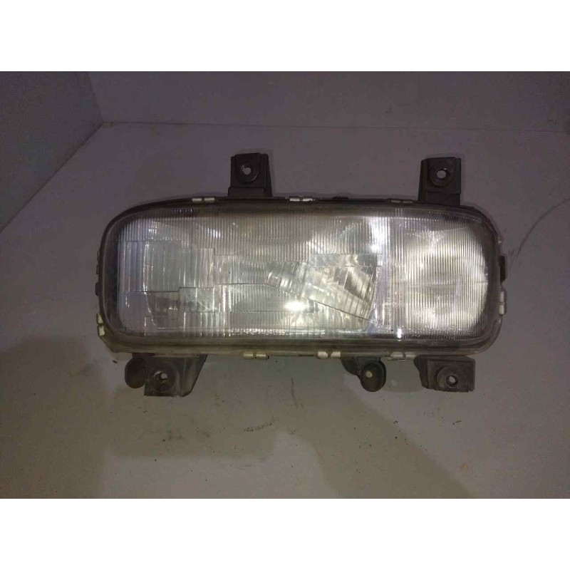 Recambio de faro izquierdo para mercedes-benz atego 4 cyl. 4x2 2005  4.3 diesel (om 904 la) referencia OEM IAM 9738200561 - Blanco