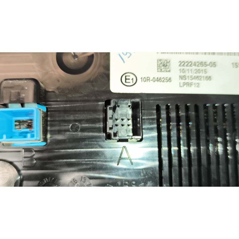 Recambio de pantalla multifuncion para renault serie t 10.8 diesel referencia OEM IAM 7422224265 22224265 - Blanco 8
