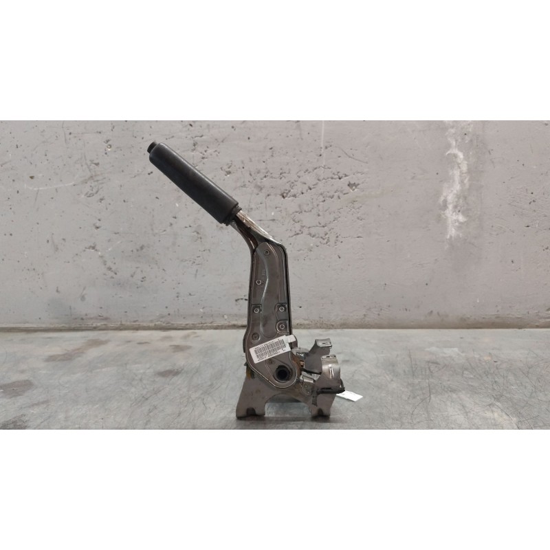 Recambio de palanca freno de mano para peugeot partner tepee 1.6 bluehdi 100 referencia OEM IAM 9680786377  