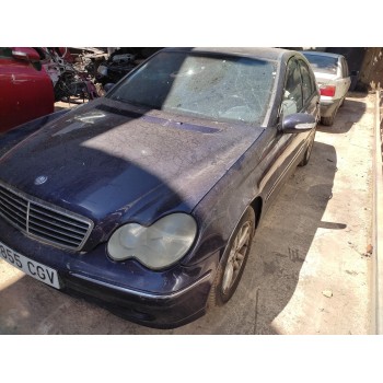 mercedes-benz clase c (w203) berlina del año 2001