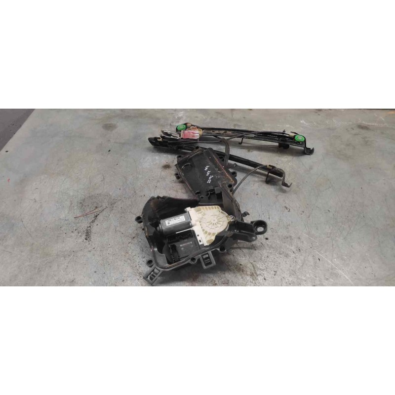 Recambio de elevalunas delantero derecho para seat leon (1p1) reference referencia OEM IAM 1P0837402D 1T0959702F 