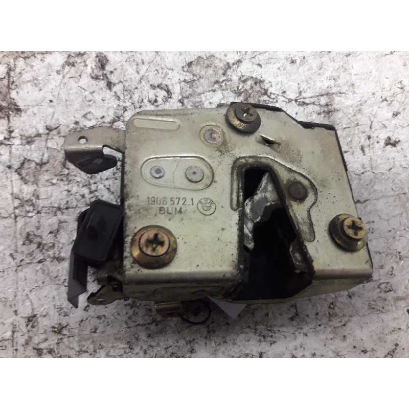 Recambio de cerradura puerta trasera derecha para bmw serie 3 berlina (e30) 324td referencia OEM IAM 19065721 2
