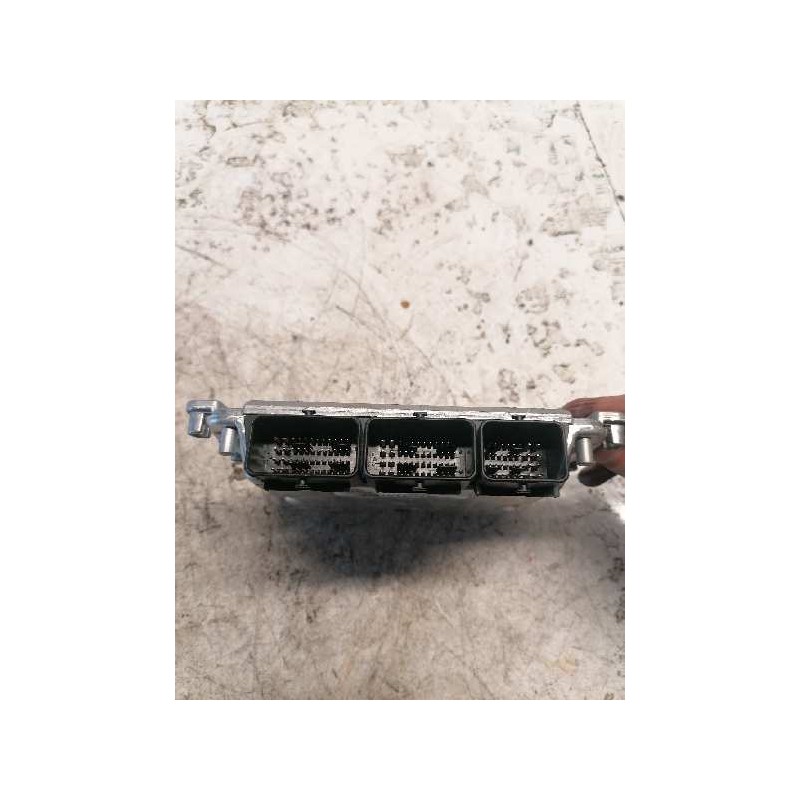 Recambio de centralita motor uce para mitsubishi carisma berlina 5 (da0) 1900 di-d comfort referencia OEM IAM 0281010437 8200142 3