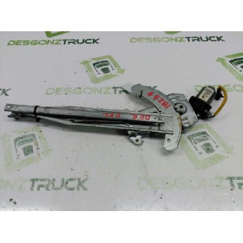 ELEVALUNAS DELANTERO DERECHO 807005F600 