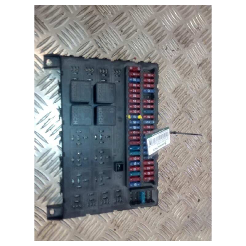 Recambio de caja reles / fusibles para daf serie 95 xf .480 fsafe (tipo .480) larga distancia referencia OEM IAM 1333370