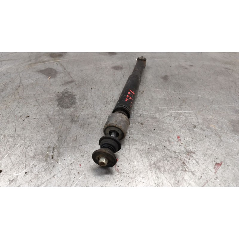 Recambio de amortiguador trasero para nissan note (e11e) acenta referencia OEM IAM 562009U000 - Rojo 2