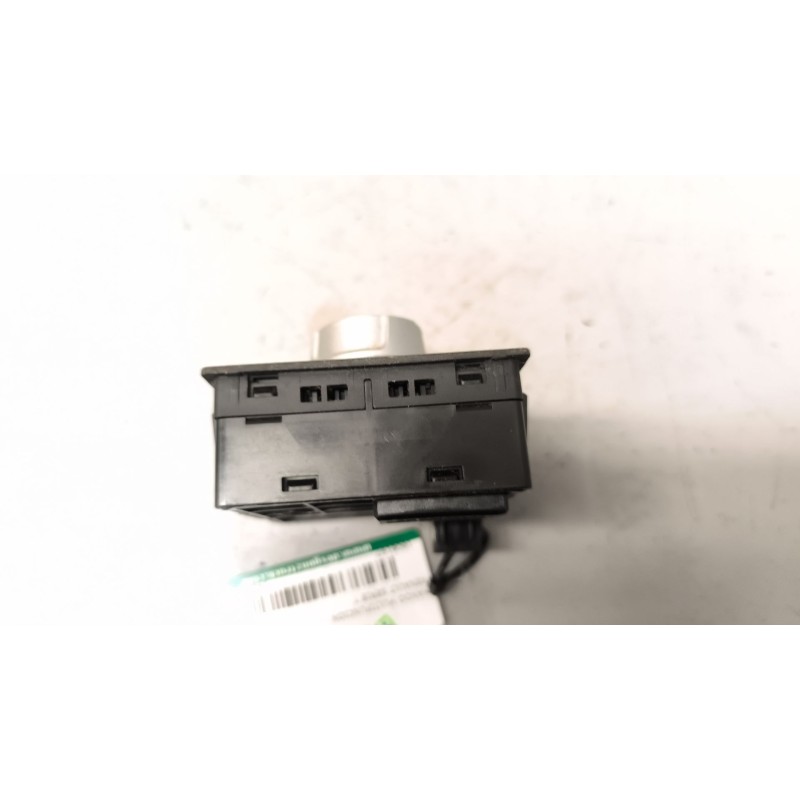 Recambio de mando multifuncion para renault serie t 10.8 diesel referencia OEM IAM 7422307046 22307046 - Blanco 9