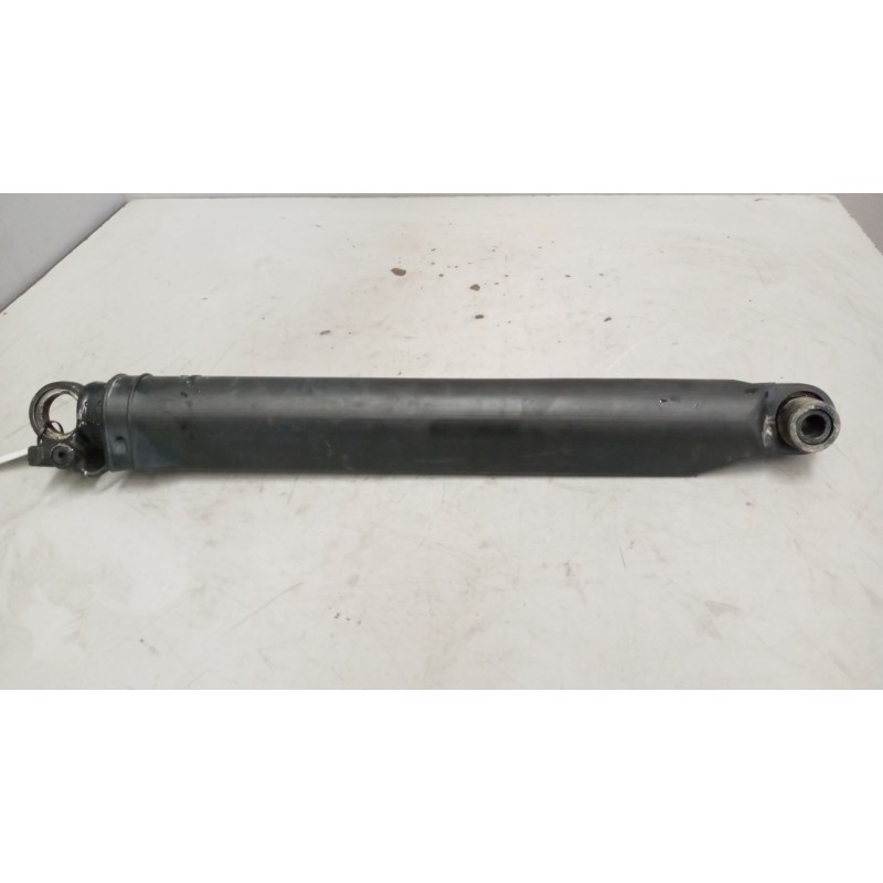 Recambio de brazo elevacion cabina para volvo fh 440 12.8 diesel referencia OEM IAM 20922303 - Blanco 2