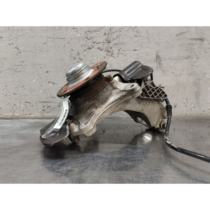 Recambio de mangueta delantera derecha para mercedes-benz gla (h247) gla 200 d (247.712) referencia OEM IAM A2473320200  