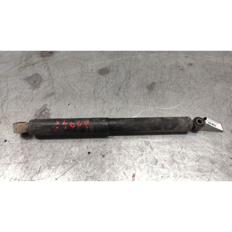 Recambio de amortiguador trasero para renault master ii furgoneta (fd) 2.5 d referencia OEM IAM   