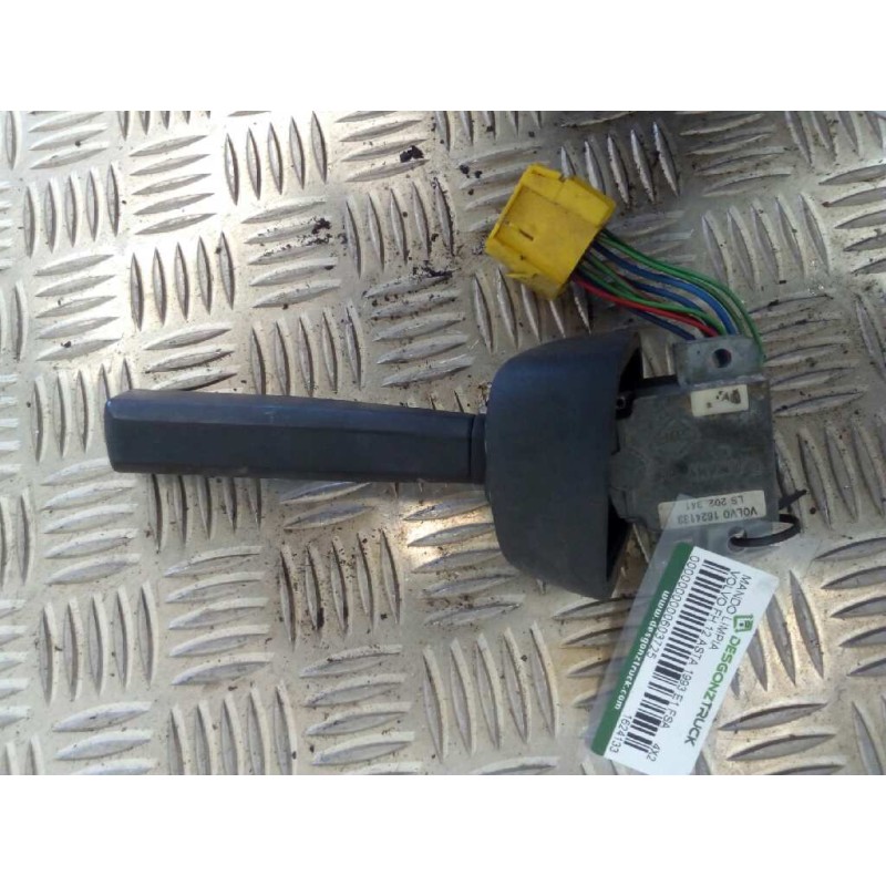 Recambio de mando limpia para volvo fh 12 asta 1993 e1 fsa  4x2 e1 largo globetrotter (lhh2, l2h2) referencia OEM IAM 1624133